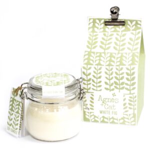 Kilner jar candle with a soothing White Fig scent, perfect for any room.