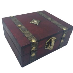 Elegant tan square tea chest perfect for storing your favourite teas.