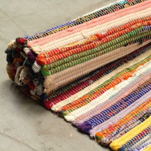 Colourful room rag rug measuring 150x200cm, perfect for home decor.