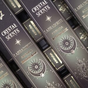 Handcrafted Arruda incense sticks with labradorite chipstones for a refreshing aroma.