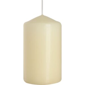 Ivory pillar candle with a smooth finish, perfect for creating a calming atmosphere.