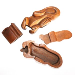 Handmade Sheesham wood Bali Magic Box featuring a gecko design.