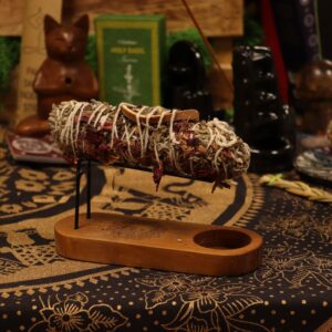 Banjara Vetiver and Patchouli smudge stick with earthy tones and natural texture.