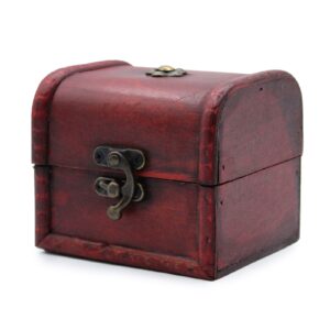 Vintage small classic chest with brass fittings, showcasing colonial charm.