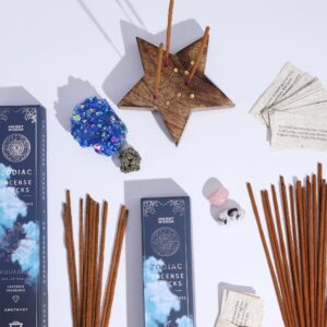 Pisces incense set featuring Arruda fragrance for a calming atmosphere.