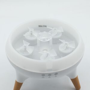 Aroma diffuser with a jellyfish puff effect and colour-changing LED lights.