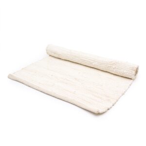 Cream medium Indian handloom cotton rug with intricate patterns.