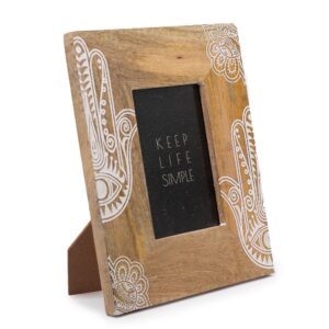 Elegant white mango wood picture frame featuring a Hamsa design.
