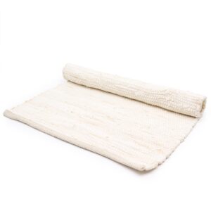 Large cream Indian handloom cotton rug, perfect for home decor.