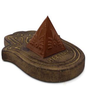 Black incense powder mould set featuring three pyramid shapes for versatile use.