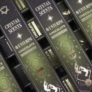 Chocolate smudge incense sticks with aventurine chipstones for a calming atmosphere.