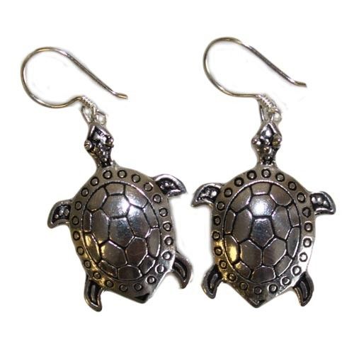 Stylish 925 sterling silver earrings shaped like turtles, perfect for any occasion.